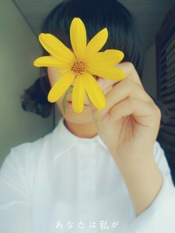 求唯美蒙眼照片 要女孩的 最好是那种 楚楚动人的感觉 有点 可怜的