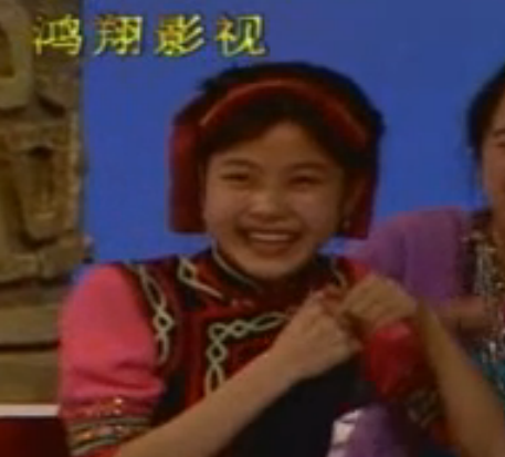 小品主角与配角,观众中的一个女子是谁