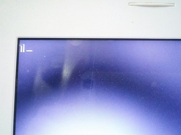 笔记本自动更新w10后,电脑界面变成黑屏,按f8