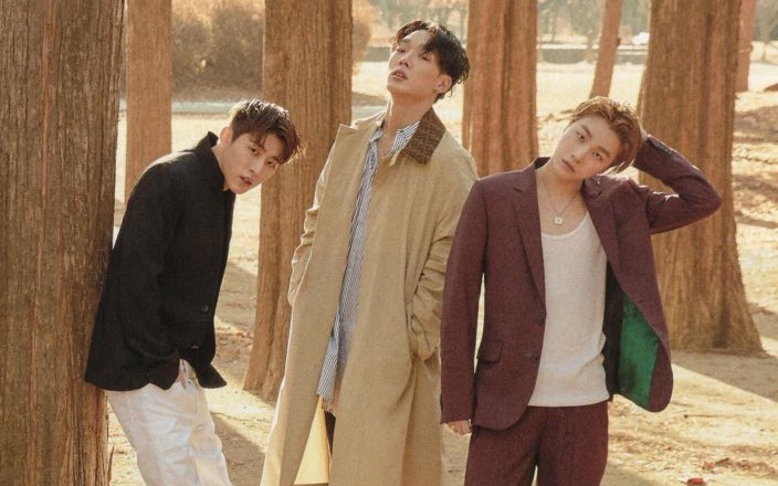 ikon】b.i bobby 金振焕 铁打的 金三角!我又羡慕了!