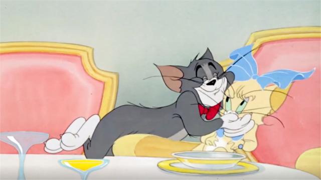 猫和老鼠:汤姆终于抓住小母猫,可要 好好抱抱,这多舒服