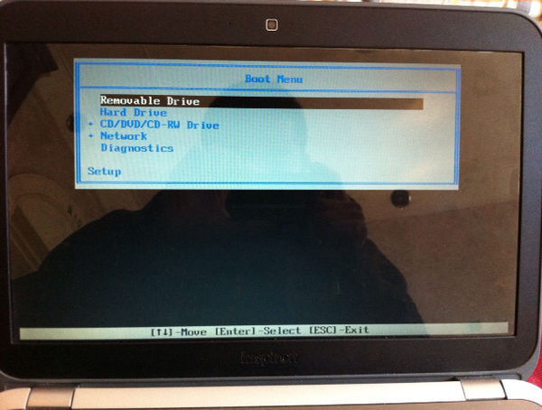 戴尔笔记本开机检测不到硬盘?