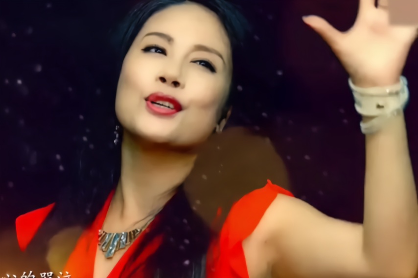 门丽一首《死心踏地去爱你》送给大家