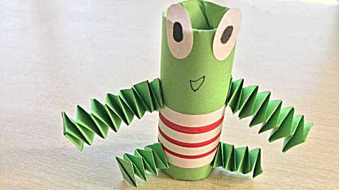 变废为宝 手工diy 纸筒巧变小青蛙