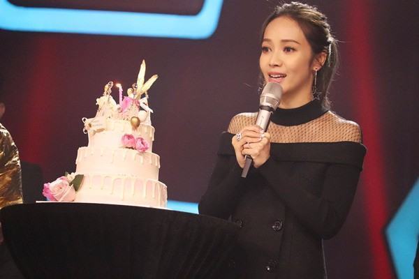 侯佩岑上节目表现,是高情商还是爱装?