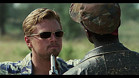 血钻:你在我小李子面前还跳,先不和你计较,惹毛了我一枪崩了你