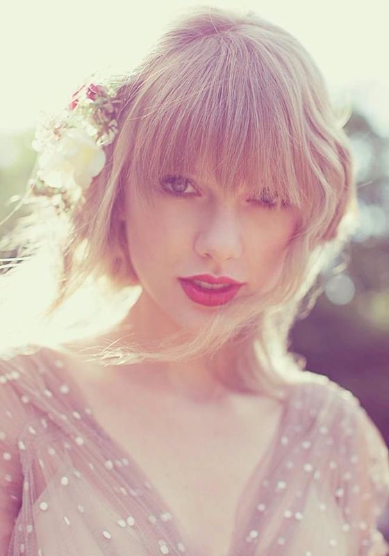 求霉霉taylor swift这张图的超清版,万般感谢!