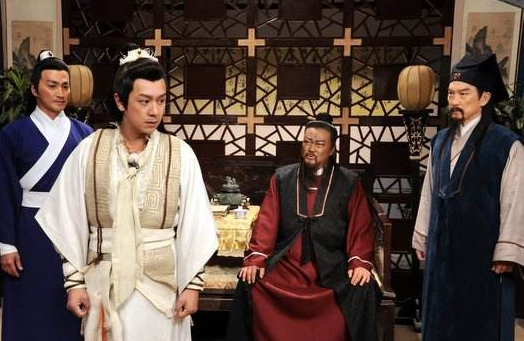 包拯扮鬼夜审郭槐一向铁面无私的包拯为何这样做