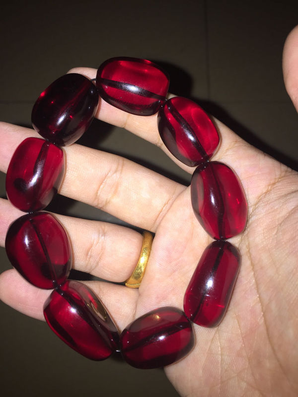 这个血珀是真的假的?