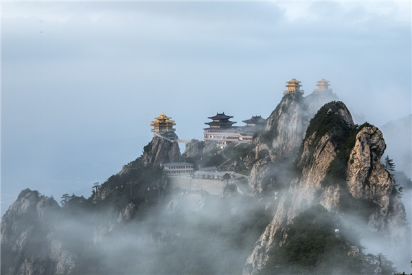 河南老君山风景区的景观有多好看,去过的人都以为穿越了?
