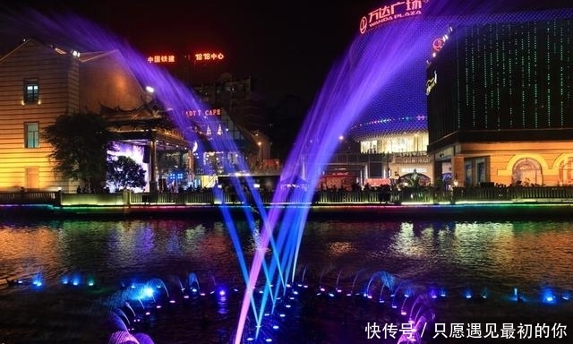 武汉城里城里城