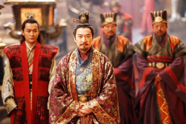 北魏孝文帝迁都,太子为什么会站出来反对,他在担心什么事情?