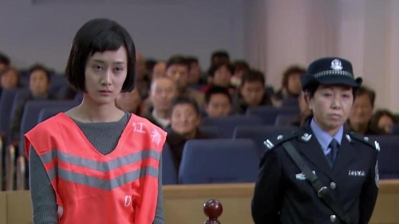 走进 看守所:法院判 女子死刑,女刑犯听到一脸懵,眼里满是痛苦