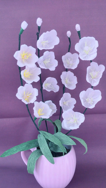 皱纹纸手工:铃兰花制作方法.它的花语:幸福再来