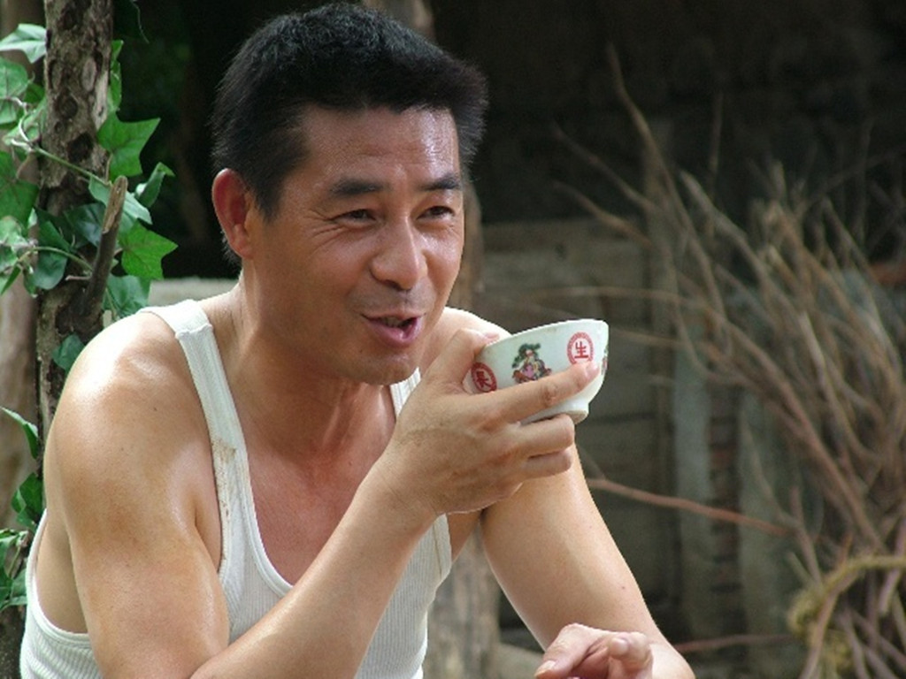  b>曹秋根 /b>:中国内地男演员