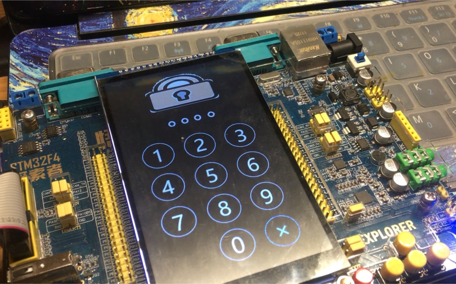 [图]单片机stm32f4大作业之简单版—触屏密码电子相册