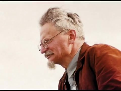 [图]Trotsky: Light at The End of The World