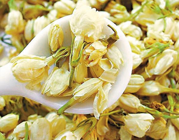 有干的罗汉果花和干的茉莉花的图片吗