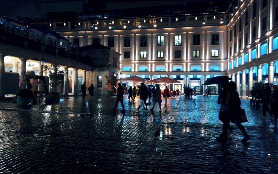 [图][云旅行] 雨中漫步伦敦夜景 Walking London’s West End in the Rain on a Saturday Night