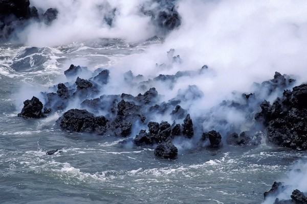 俗话说:"大水冲了龙王庙",这是讽刺对方还是讽刺自己?