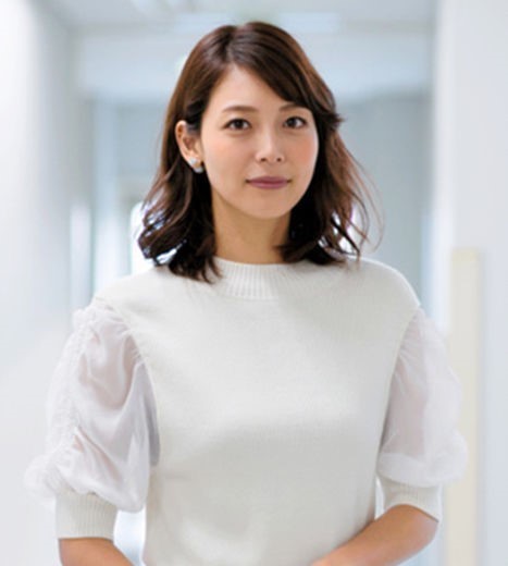 《玻璃芦苇》讲了什么?