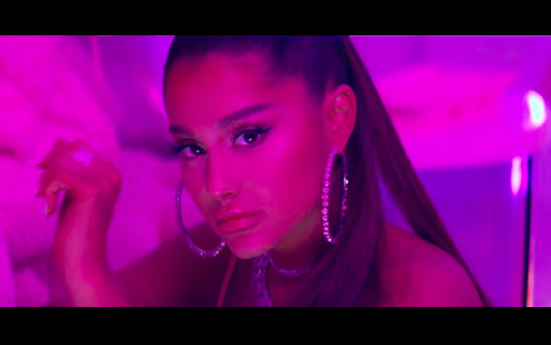 [图]【Ariana Grande】- 7 rings 【官方MV】