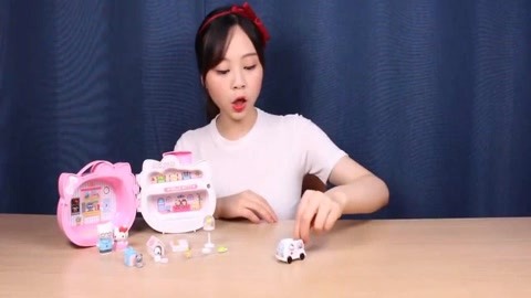 小伶玩具:佩奇肚子疼来宠物 小医院看病