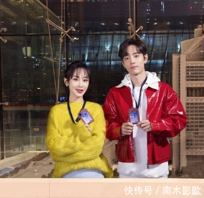 关于春节晚会的海报