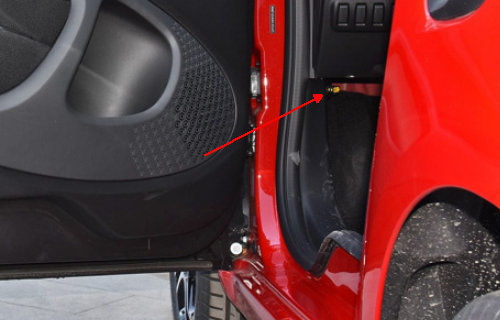 smart小奔驰怎么开引擎盖