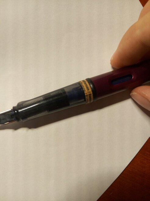 lamy钢笔笔迹太粗下水太快.