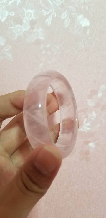 在西安买的冰花芙蓉玉 花了两千八百多 看看值吗?有鉴定书