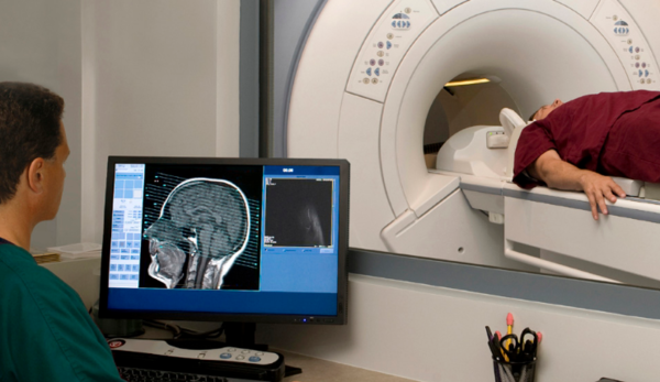 什么叫核磁共振动态增强扫描?急