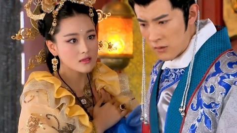 封神 英雄榜:妲己让伯邑考为她擦衣,这 动作,吓得伯邑考不敢看