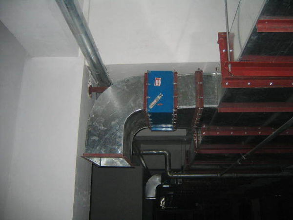 地下室开网吧通风怎么弄