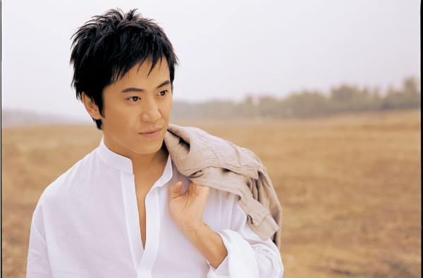 这是歌曲是毛宁的代表作品之一,收录在毛宁1993年发行的专辑《请让我