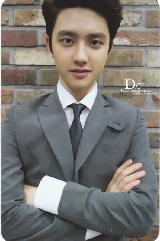 求exo咆哮校服小卡高扫 一定要高清的啊!