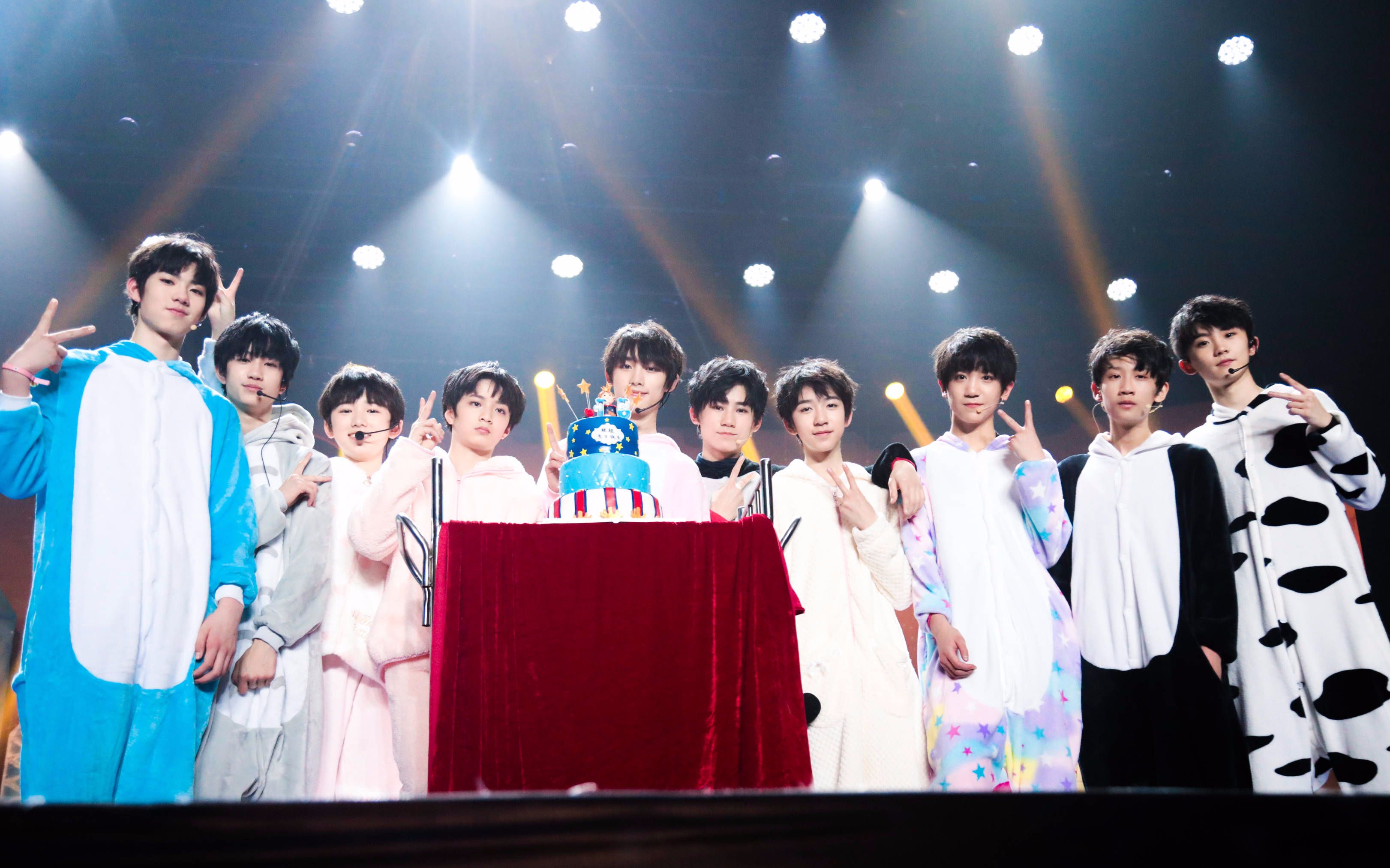 星期五练习生广州场现场录制