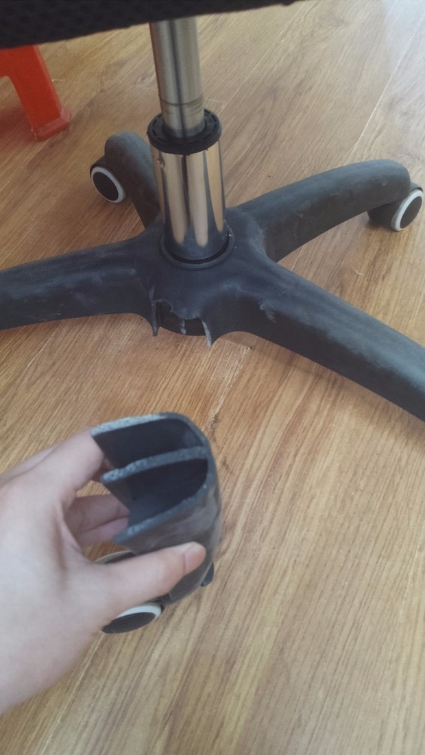 淘宝上买的椅子,坏了,摔伤人,能否索赔?向淘宝举报会有怎样的结果?