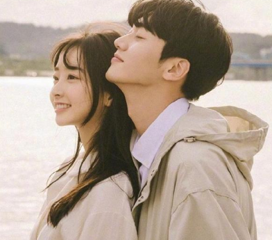 左亦然和松果是真情侣吗