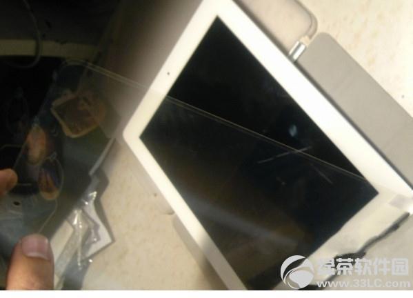 iPad贴膜教程:iPad4完美贴膜技巧分享