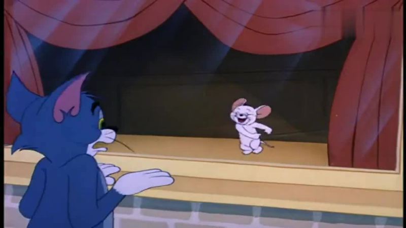 猫和老鼠:杰瑞变成小白鼠,成了小宠物,汤姆的地位一落千丈!