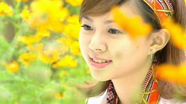 卓依婷演唱的《追梦人》