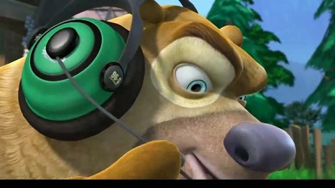 熊出没之熊心归来:可爱的熊二戴上耳机,听音乐简直沉醉其中