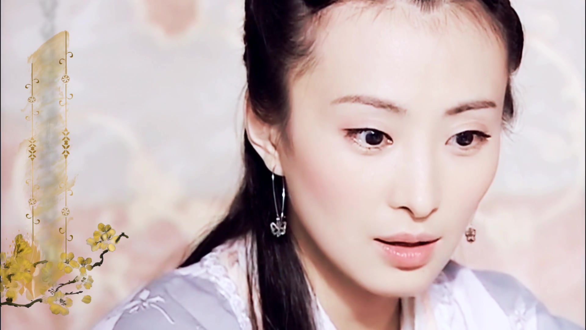 西瓜视频上传时间:2年前时长:04:23聊斋志异2:富小姐高调秀恩爱,莲香