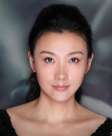 《左手亲情右手爱》饰演谢仪的女演员叫什么名字?