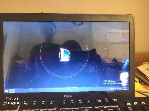 为什么我登录lol一直卡在这个L界面,用Wegam