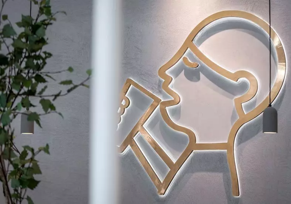 为什么说喜茶logo的设计会让人一眼记住?_360问答