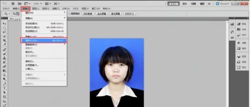 用PS做一寸照片8张应该建多大的画布 一张