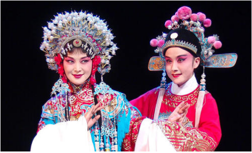 《女驸马》的经典唱词,根据传统戏剧《双救主》改编而成,是黄梅戏的