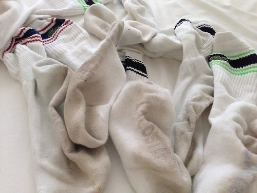 女生的袜子比男生的臭图片